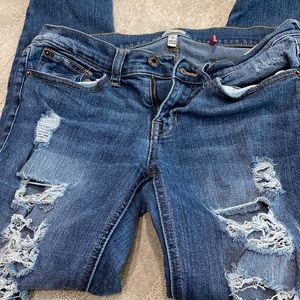 Sneak peek jeans